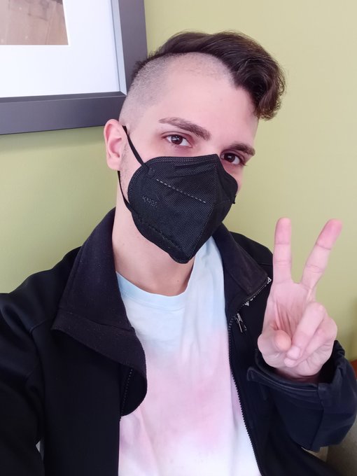 At my 6 month hrt appointment https://t.co/XfdEgGPJvE