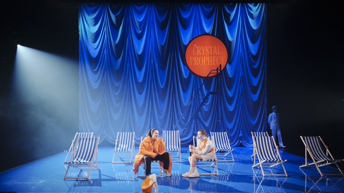 Lisa Richards Creatives (@lrcreativesuk) on Twitter photo HOTHOUSE by MALAPROP 🌞⚡🌞
<a href="/MalapropTheatre/">MALAPROP Theatre</a>
Congratulations on winning awards at the <a href="/dublinfringe/">Dublin Fringe Festival</a> for:
BEST PRODUCTION
BEST DESIGN ENSEMBLE
Written by: CARYS D. COBURN <a href="/carysdeecoburn/">Carys Coburn</a> with MALAPROP
Designed by: MOLLY O'CATHAIN <a href="/MollyOCath/">Molly O'Cathain</a>
#lisarichardscreatives HOTHOUSE by MALAPROP 🌞⚡🌞
<a href="/MalapropTheatre/">MALAPROP Theatre</a>
Congratulations on winning awards at the <a href="/dublinfringe/">Dublin Fringe Festival</a> for:
BEST PRODUCTION
BEST DESIGN ENSEMBLE
Written by: CARYS D. COBURN <a href="/carysdeecoburn/">Carys Coburn</a> with MALAPROP
Designed by: MOLLY O'CATHAIN <a href="/MollyOCath/">Molly O'Cathain</a>
#lisarichardscreatives