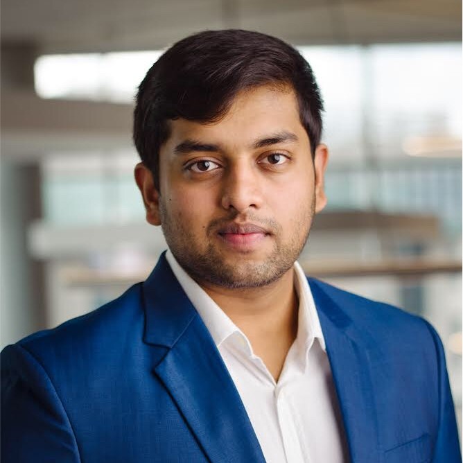 Isabelle_Bajeux's tweet photo. Raahil Reddy, Quant Analyst at Access & #CMUtepper alum, is one of many data-science experts joining private-equity firms as they add #ML & data analytics to their processes. The #TepperMBA helped Reddy gain the skills needed to be successful in his job. https://t.co/Yi0UFontXl https://t.co/NqYVbvGoRQ