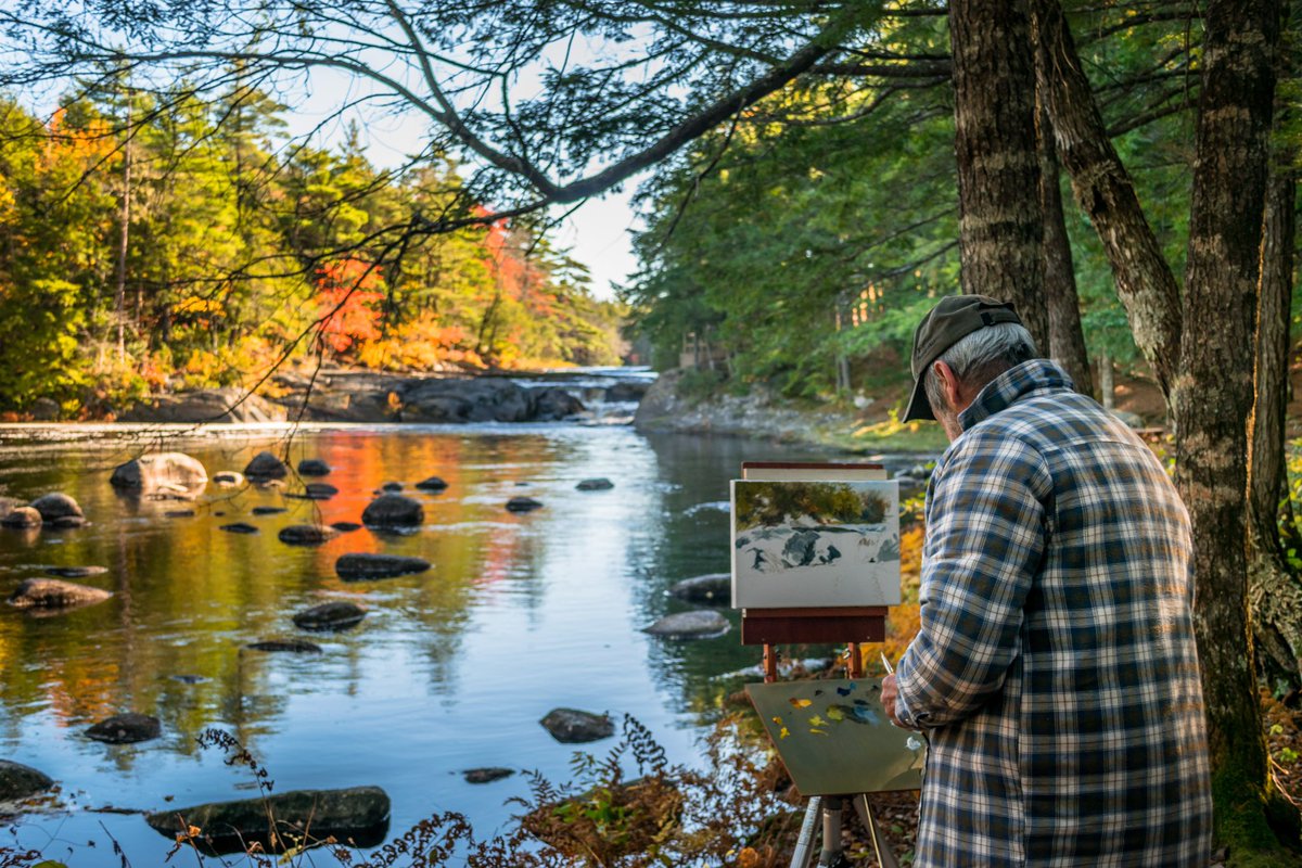 AmyandJulie's tweet photo. Artistic souls, unite! 🎨 Show us your latest masterpiece and the inspiration behind it. Creativity knows no age, and your art is a treasure. #SeniorLiving #ChangingLatitudes #SeniorArtists #OakvilleSeniors https://t.co/CI6nORrqCl