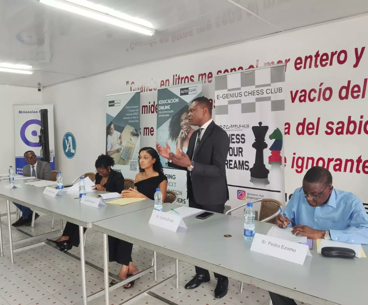 HubDreams's tweet photo. #WeekendHighlight

'Pitch Your Dreams' (Articula Tus Sueños) ya conoce el proyecto ganador. Será comunicado oficialmente a finales de este mes de Septiembre 🏆 https://t.co/x1IWxL9qHA