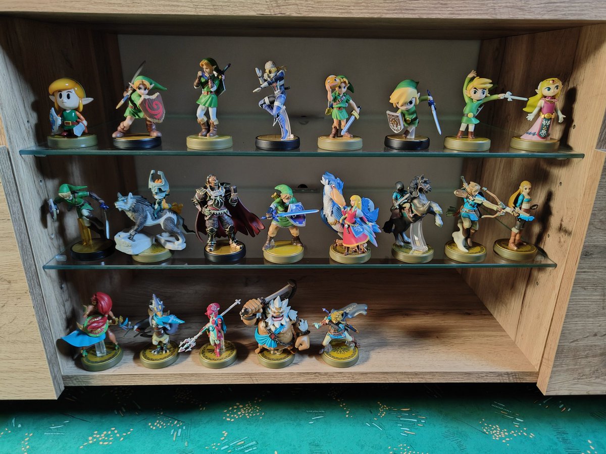 Olabor_Rosfield's tweet photo. La collection avance bien 😁. Vivement le 3 novembre pour les nouveaux et que je trouve Link et Zelda de Twilight Princess #TheLegendOfZelda #Nintendo #Amiibo #link #Zelda #Ganondorf #LesProdiges https://t.co/mdtiQ2Exwb