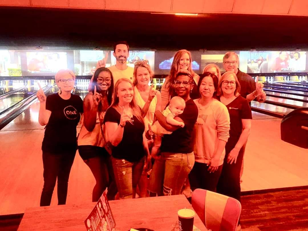 RealtyONESav's tweet image. The #ONEteam is always ready to be the good in our community! Check out our superstar Realtors bowling for a good cause!
😍😍😍

#ONEcommunity
#WakeUpToWin
