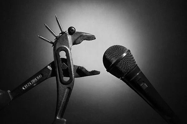 _ko_mon's tweet photo. Punk rock
#photo by Victoria Ivanova
#photography #blackandwhitephotography #worktool https://t.co/bGzuYpwIYs