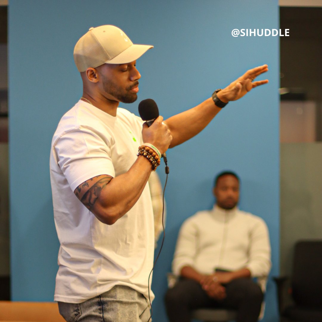 Startup/Investment Huddle tweet media