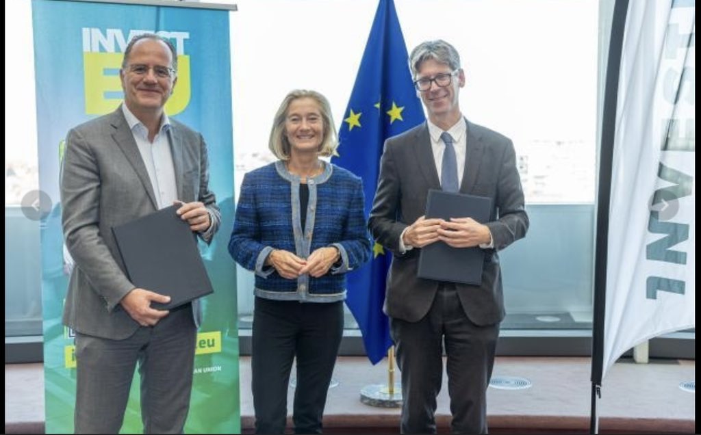 Rinke Zonneveld (@rinkezonneveld) on Twitter photo Vandaag prachtige overeenkomst ondertekend met <a href="/EU_Commission/">European Commission</a>. <a href="/Invest_NL/">Invest-NL</a> wordt dรฉ NLse implementing partner van InvestEU. En we gaan komende tijd met Europese garanties โฌ350 miljoen aan financiering verstrekken. Dank <a href="/MinisterEZK/">Minister EZ</a> voor aanwezigheid! Vandaag prachtige overeenkomst ondertekend met <a href="/EU_Commission/">European Commission</a>. <a href="/Invest_NL/">Invest-NL</a> wordt dรฉ NLse implementing partner van InvestEU. En we gaan komende tijd met Europese garanties โฌ350 miljoen aan financiering verstrekken. Dank <a href="/MinisterEZK/">Minister EZ</a> voor aanwezigheid!