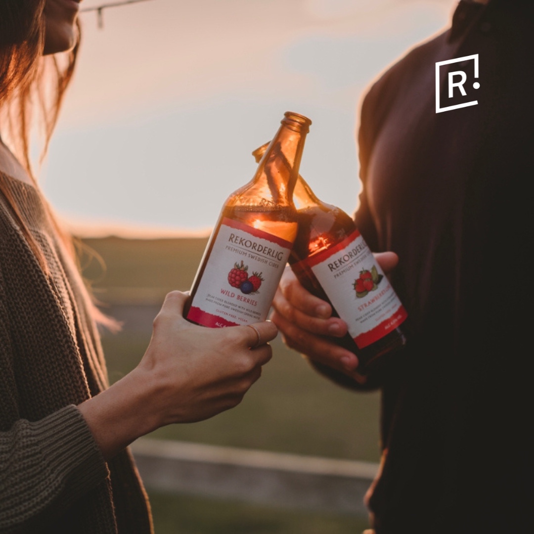 Rekorderlig tastes better when shared with a friend. Crisp, refreshing, and fruity. 🍓🍉🥭🍻 #Revl #Revldrinks #Rekorderlig #Cider bit.ly/455cr27