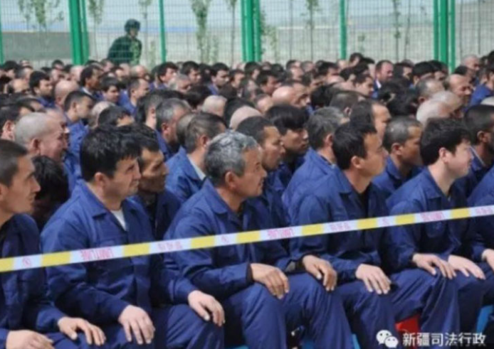 guffanti_marco's tweet photo. #Dalema:  < La Cina si sta battendo per un mondo più giusto>. https://t.co/rGApV1M9kV