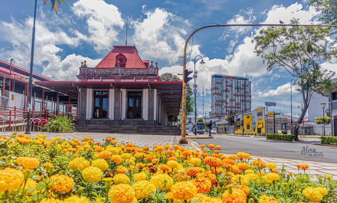 Estación al Atlántico. Barrio Aranjuez.
Próximo recorrido histórico por Aranjuez: sábado 21 de octubre 2023
Informes al WhatsApp 7095 9436

#SomosDistritoCarmen