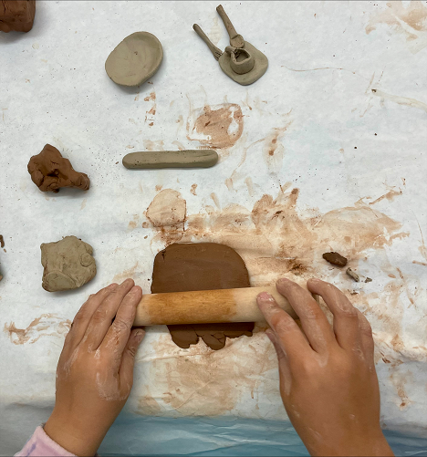 sfpl's tweet photo. We had 57 attendees at our #FridayAfternoonArt
#PlayWithClay, and everyone had a blast! And so
much great sculpture and imagination was on display.
Next Friday Afternoon Art: #DíaDeLosMuertos on
October 27! we hope you can join us. https://t.co/gajnw1BYM4