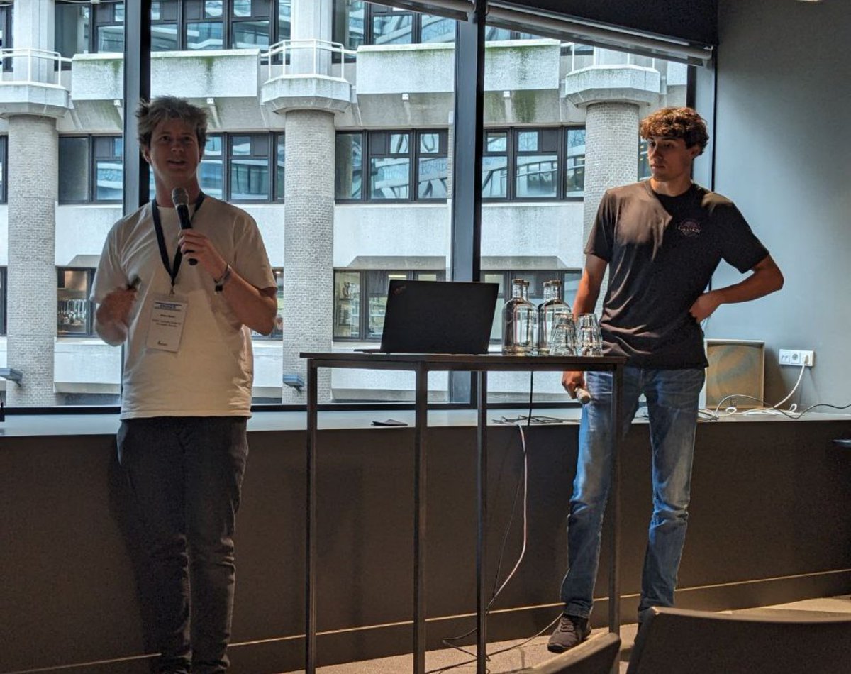 Had the pleasure to present two papers at ESORICS today! The first analyzes the remaining attack surface of Meltdown 3a, the second (presented together with <a href="/fth0mas/">Fabian Thomas</a>) shows that we can use Meltdown-US to leak the cache state of kernel structures on fully patched systems! 1/n