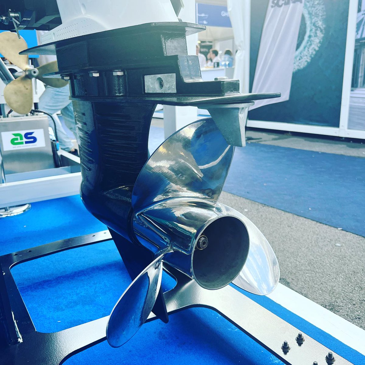 AS_Labruna's tweet image. Il fuoribordo elettrico più potente al mondo è arrivato in Italia! 300 hp 📷📷. Ti aspettiamo al nostro stand al @SaloneNautico di Genova - Power Village YPB 08