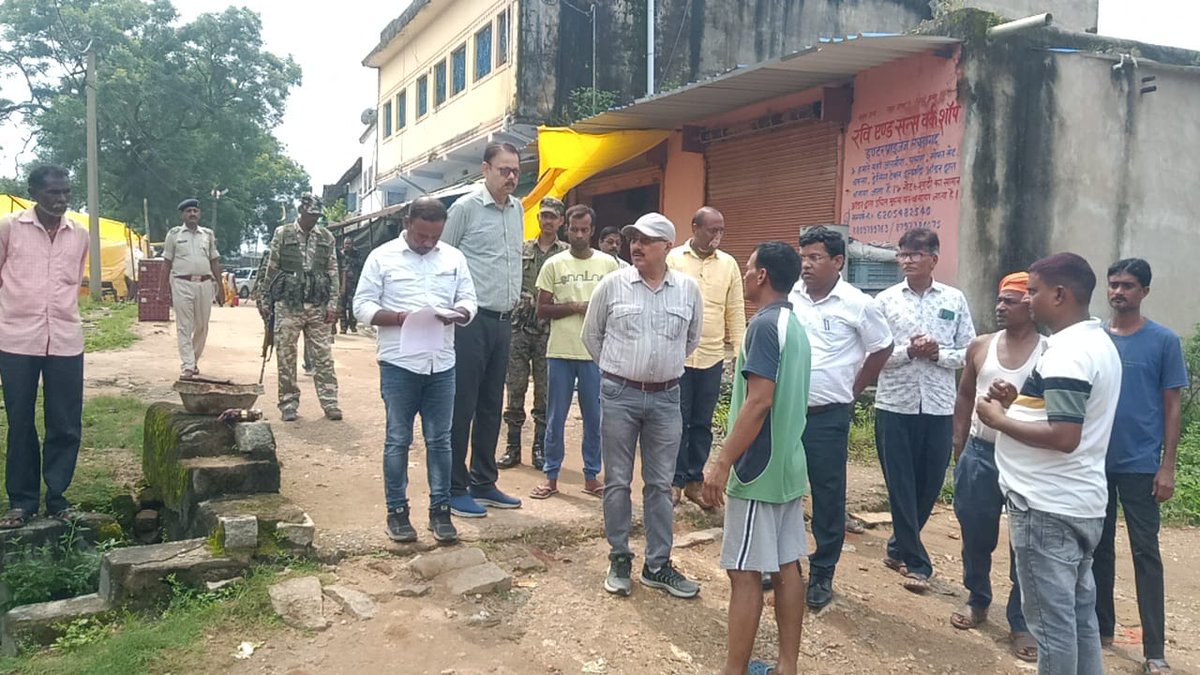 AidegaJh's tweet photo. @Respected DC is visit @AidegaJh  
@ushanker80 
@RurbanJharkhand 
@CeSimdega https://t.co/lJYfQYpcOx