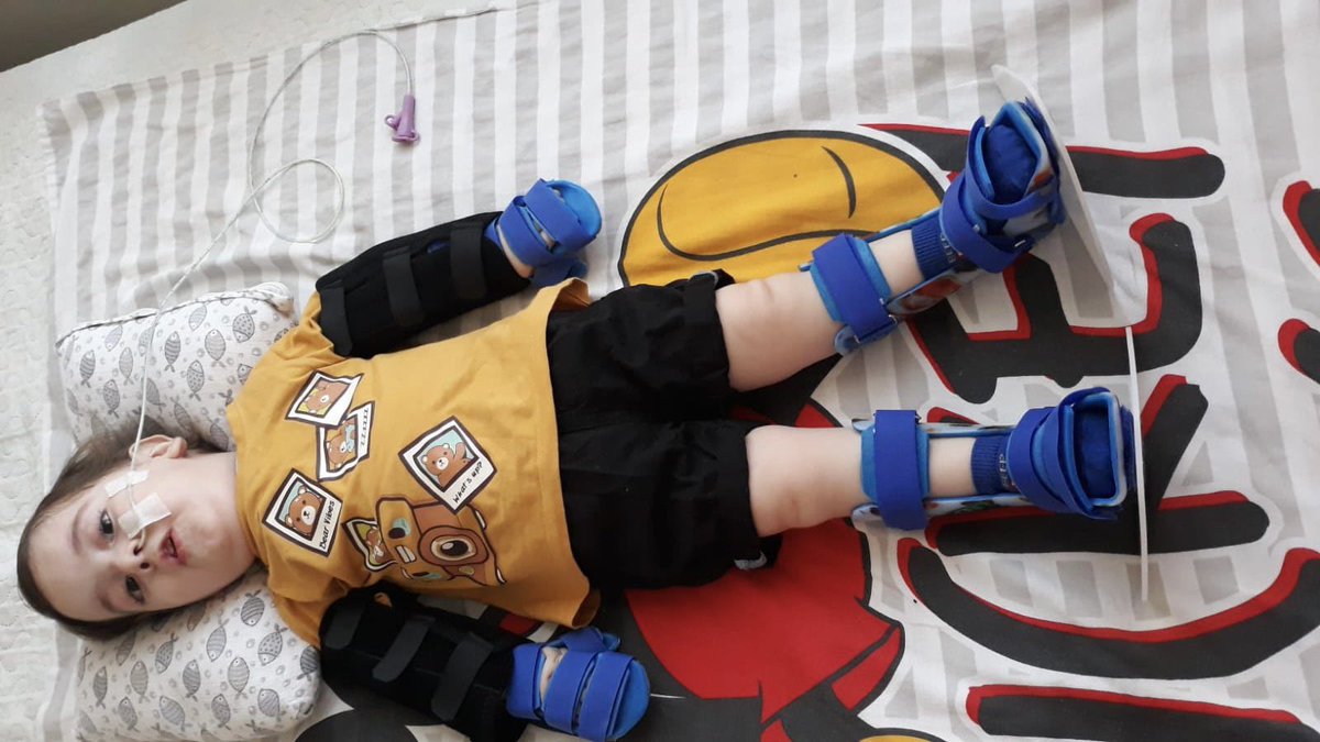 Duydum ki beni özlemişsiniz abilerim ablalarım ben ilacımı aldığımdan beri durmuyorum güçleniyorum yakında destekli bir şekilde ayakta da durabileceğim bu sizlerin bağışları sayesinde oldu iyi ki varsınız sıra abim @cinartopuzz da onunda ellerinden tutar mısınız? 🐬❤️🪁