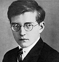 25 septembre 1906 : naissance de Dmitri Chostakovitch, compositeur soviétique, communiste, combattant antifasciste.