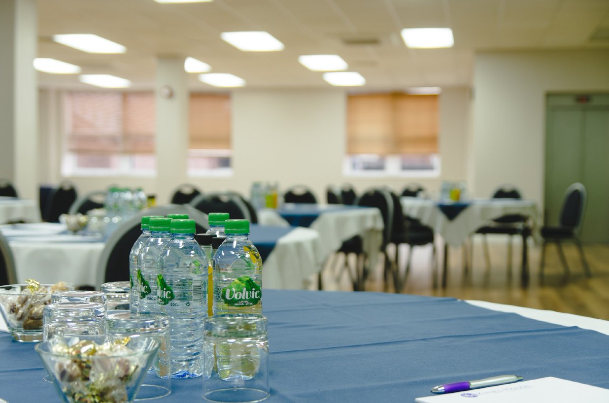 Looking for an event venue or meeting room? Book with  us now by emailing us at enquiries@kingshouse.co.uk 😃