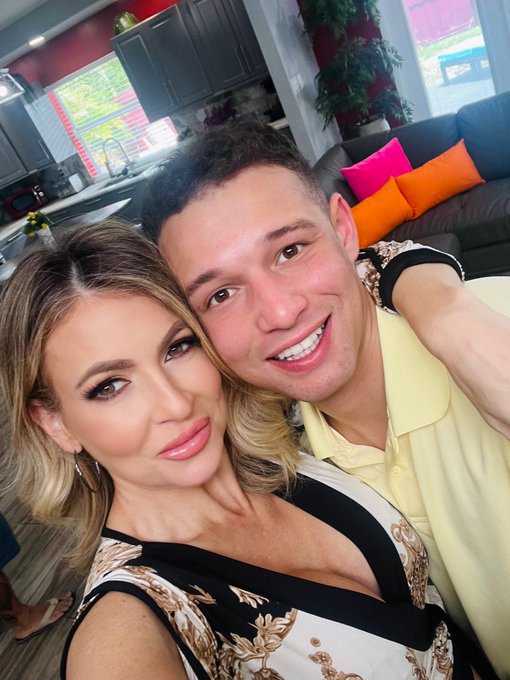 I&rsquo;m so happy to be back on set for @BangBrosDotCom1 today with one of my favorites&hellip;.@JohnnyLovexxx !<a class="tags" target="_blank" title="On Twitter" href="/?out=eyJ0eXAiOiJKV1QiLCJhbGciOiJIUzUxMiJ9.eyJpYXQiOjE3MjExOTQ2NzgsImlzcyI6InR3cG9ybnN0YXJzLmNvbSIsIm5iZiI6MTcyMTE5NDY3OCwiZXhwIjoxNzUyNzMwNjc4LCJyZWRpcmVjdF91cmwiOiJodHRwczovL3R3aXR0ZXIuY29tL0JhbmdCcm9zRG90Q29tMSJ9.u53gDzRQr21c-Ww9xH5MzUzqZYmYSn9YvTxVGt0HuwJcP8U-1MQ-SmlGvA06OweR7wUm5QU7VY7fgzvR1OadKw">@BangBrosDotCom1</a><a href="/tag/believe"class="tags"><span>#believe</span></a><a href="/tag/workhard"class="tags"><span>#workhard</span></a><a href="/tag/keepgrinding"class="tags"><span>#keepgrinding</span></a>