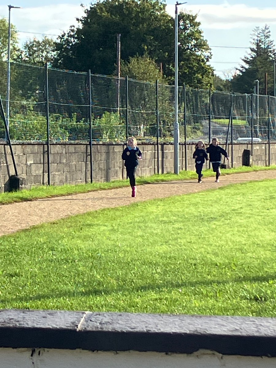 CloneenNS's tweet photo. Congratulations to St. Pat’s on the official opening of the All Weather Floodlit Walkway. It is a great addition and resource to have in the community. We have been using the walkway to complete our Daily Mile everyday and our pupils love it 🏃‍♂️🏃🏻‍♀️ https://t.co/6mFQkhgA0i