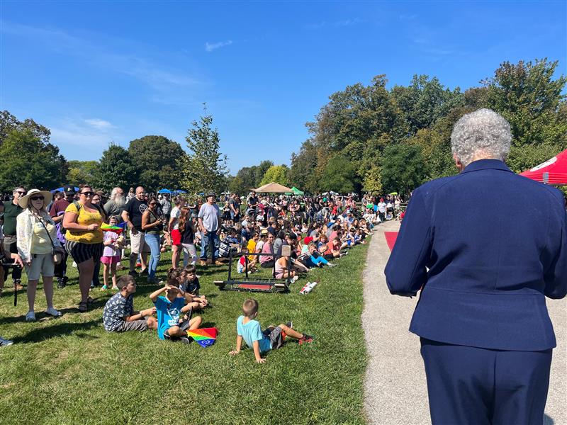 ToniPreckwinkle's tweet photo. Joined the Party for the Preserves this Saturday. Our @FPDCC  are a gift to us all, providing a space where everyone is welcome to connect with nature and each other. I'm grateful for the fantastic turnout and the shared appreciation for these precious lands. https://t.co/9IOF3Ijvym