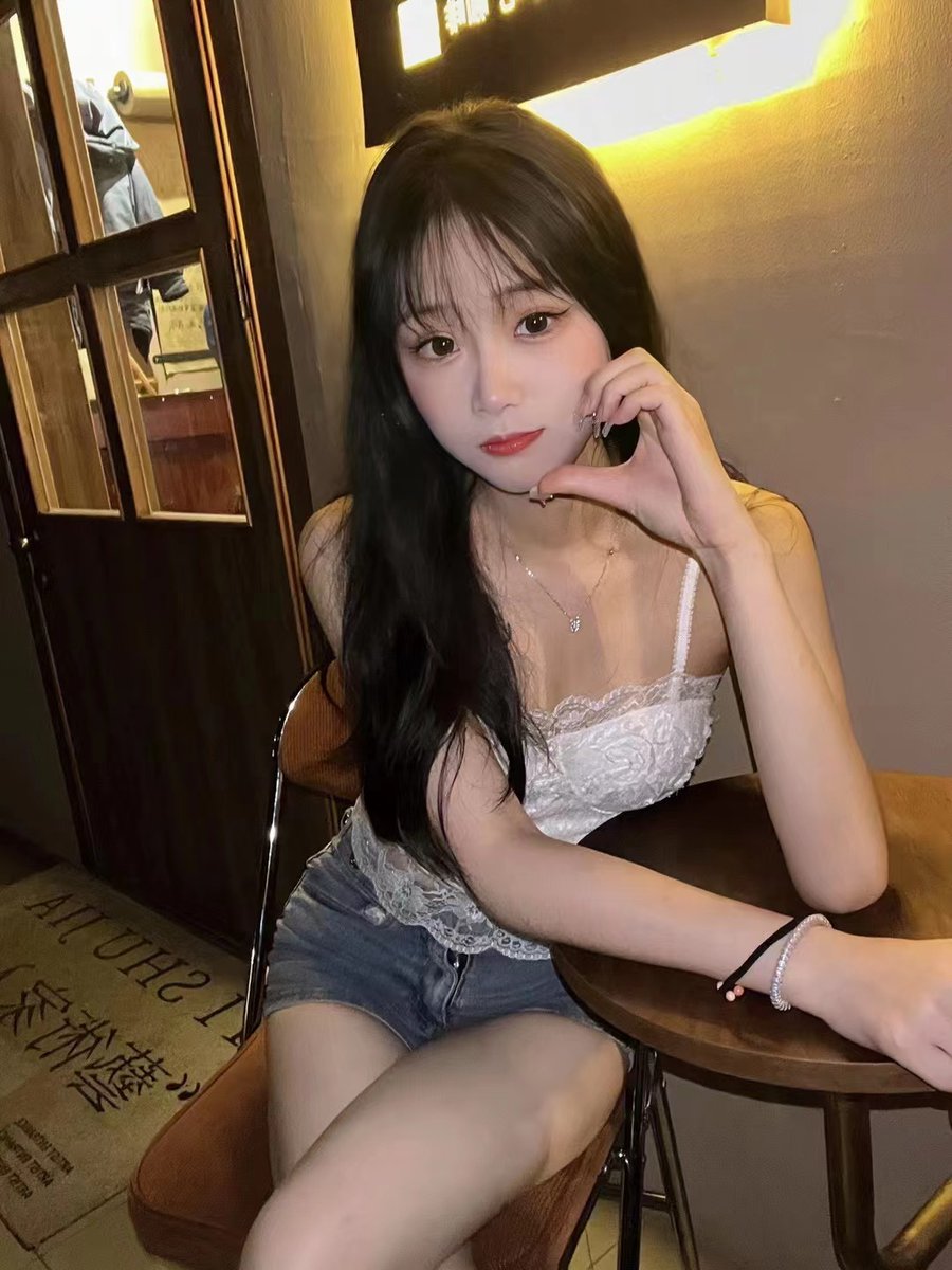 HadzrinR's tweet photo. 有没有想我
#上海线下 #上海约炮 #上海兼职 #上海品茶 #上海外围女 https://t.co/wRtH6G6v8I