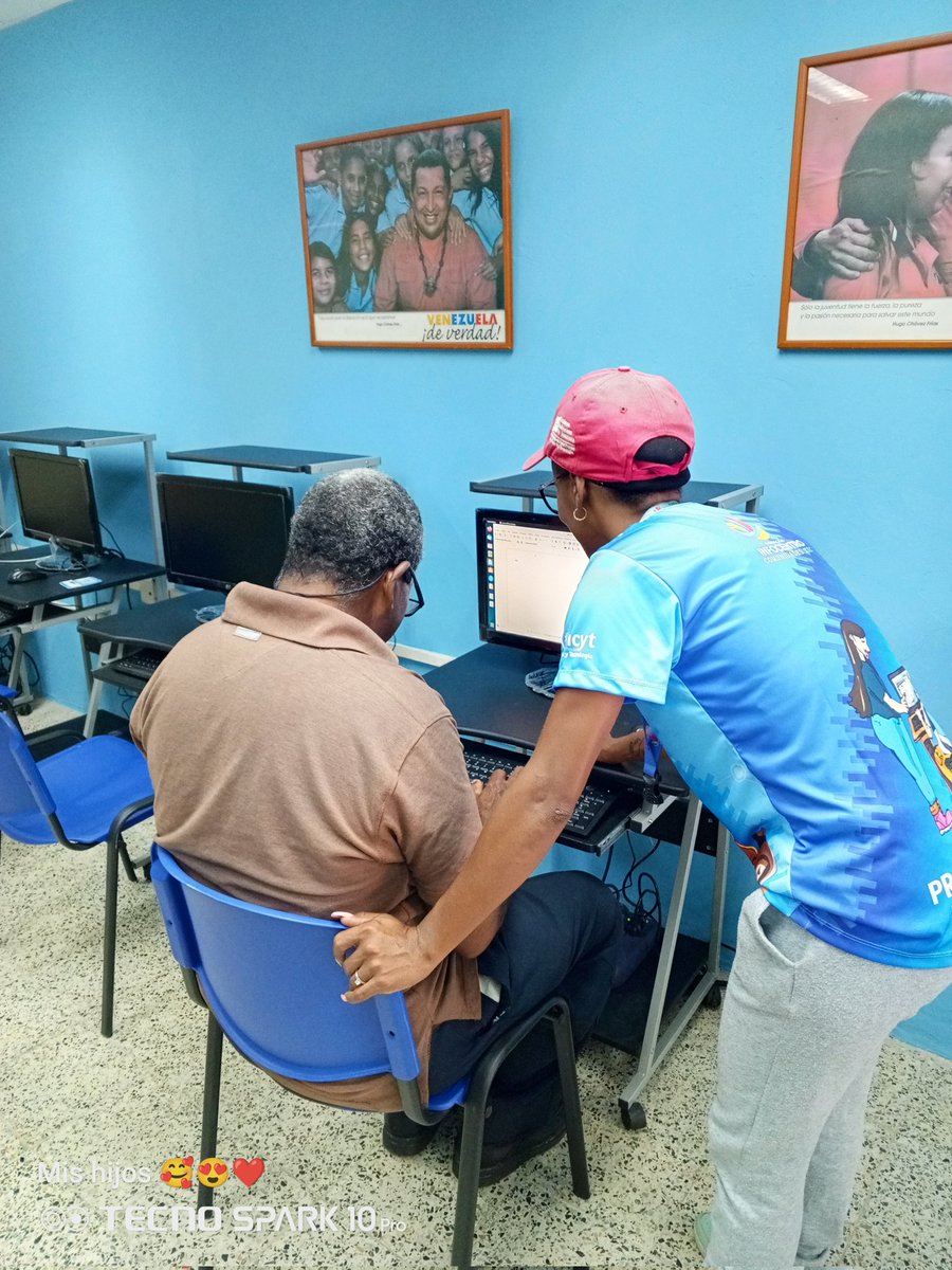 #25sep Facilitadora del infocentro Juan evangelista Echarry dicta Taller de libreOffice procesador de texto adulto mayor  de la comunidad de todasana
#ElBetaEsLaPazConMaduro 
<a href="/NicolasMaduro/">Nicolás Maduro</a> <a href="/Gabrielasjr/">Gabriela Jiménez</a> <a href="/LaRosaInfoVE/">LaRosaInfoVE</a> <a href="/Vzla_Fundacion2/">Vzla_Fundacion</a> <a href="/BrigadaLaGuaira/">@BrigadaBCHCHLaGuaira</a> <a href="/BrigadasCHCH/">Brigadas comunicacionales Hugo Chávez</a> <a href="/jgarridoFfm/">J Garrido</a>