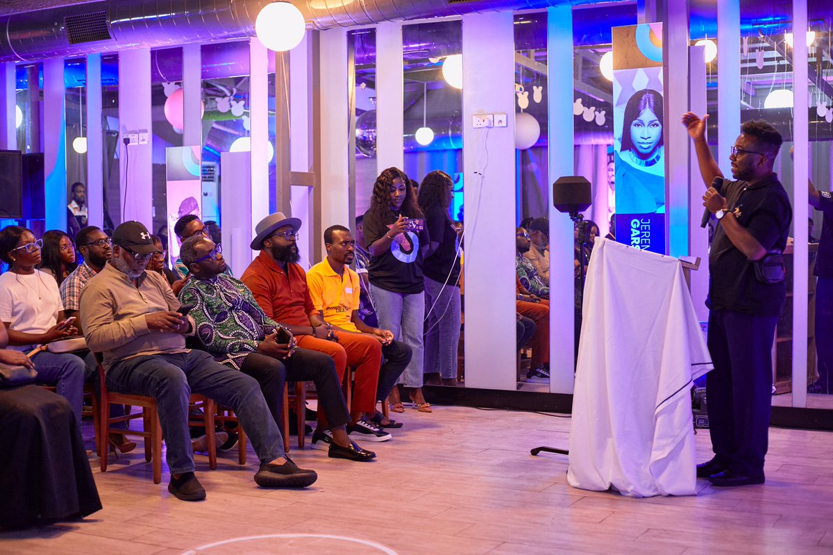 Radio_Adpeople's tweet photo. Capturing the magic moments at Capitol Cafe, Cantonment, during VO CONNECT 2023. It's all about celebrating the voices behind the ads! 🌟 #VOCONNECT2023 #TrapGhana #TrapFilms #voiceover https://t.co/BFj2vmskyW