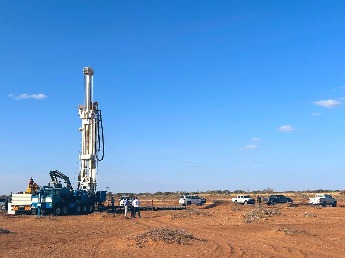 🌍 Happening now: A joint field mission by <a href="/UNDP/">UN Development</a> and <a href="/UNICEF/">UNICEF</a> in the Kenya 🇰🇪 - Somalia 🇸🇴 borderlands. Work is now fully underway to showcase how deep groundwater solutions💧 can serve as a catalyst for addressing climate and economic challenges in the region 🌍🌿🌦️.