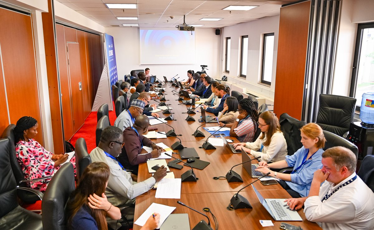 Earlier today, we held a technical discussion on joint efforts made through the Regional Strategy for Stabilization, Recovery &amp; Resilience as we gear up for the 2023 board meeting

Our aim?
To strengthen our approach to tackling the root causes of conflict in the #LakeChadBasin