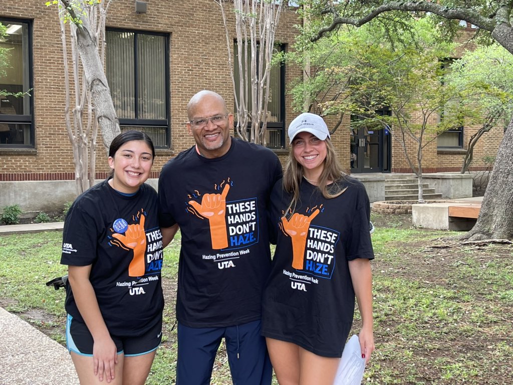 Heather Snow (@deanhsnow) on Twitter photo Love seeing our <a href="/UTAMAVS/">UTA Athletics</a> athletes, <a href="/UTAROTCMaverick/">UTAROTC Mavericks</a> and <a href="/UTAFSL/">UTA FSL</a> students all out spreading the word that #thesehandsdonthaze #nationalhazingpreventionweek Love seeing our <a href="/UTAMAVS/">UTA Athletics</a> athletes, <a href="/UTAROTCMaverick/">UTAROTC Mavericks</a> and <a href="/UTAFSL/">UTA FSL</a> students all out spreading the word that #thesehandsdonthaze #nationalhazingpreventionweek