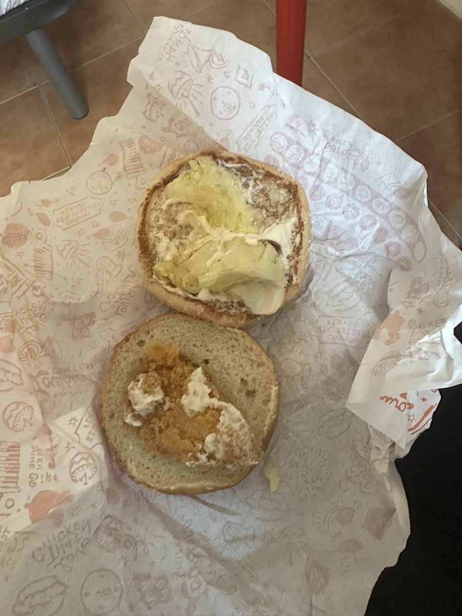 Que coño es esto <a href="/popeyes_es/">Popeyes</a>