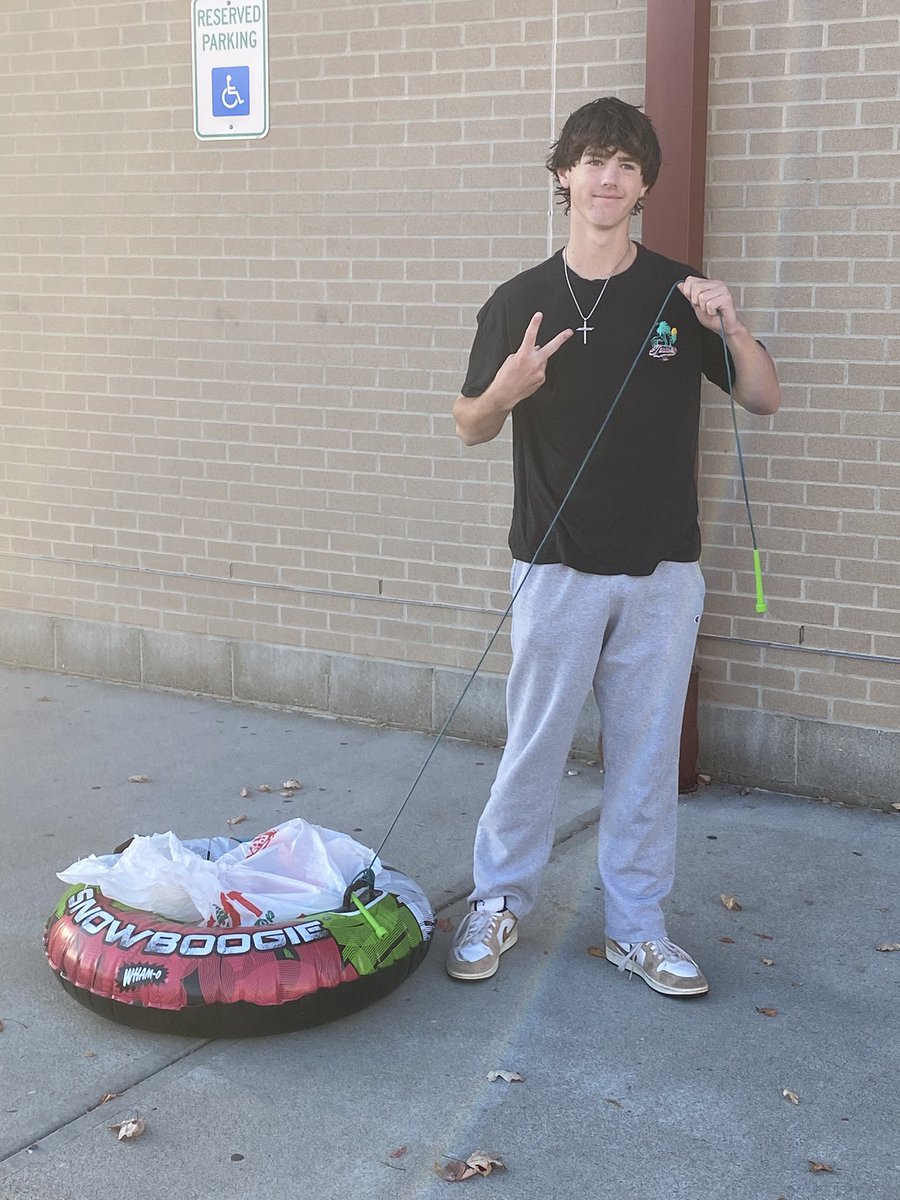 HSEAthletics's tweet photo. Homecoming  2023… Anything but a backpack day. https://t.co/WaNib0l8co
