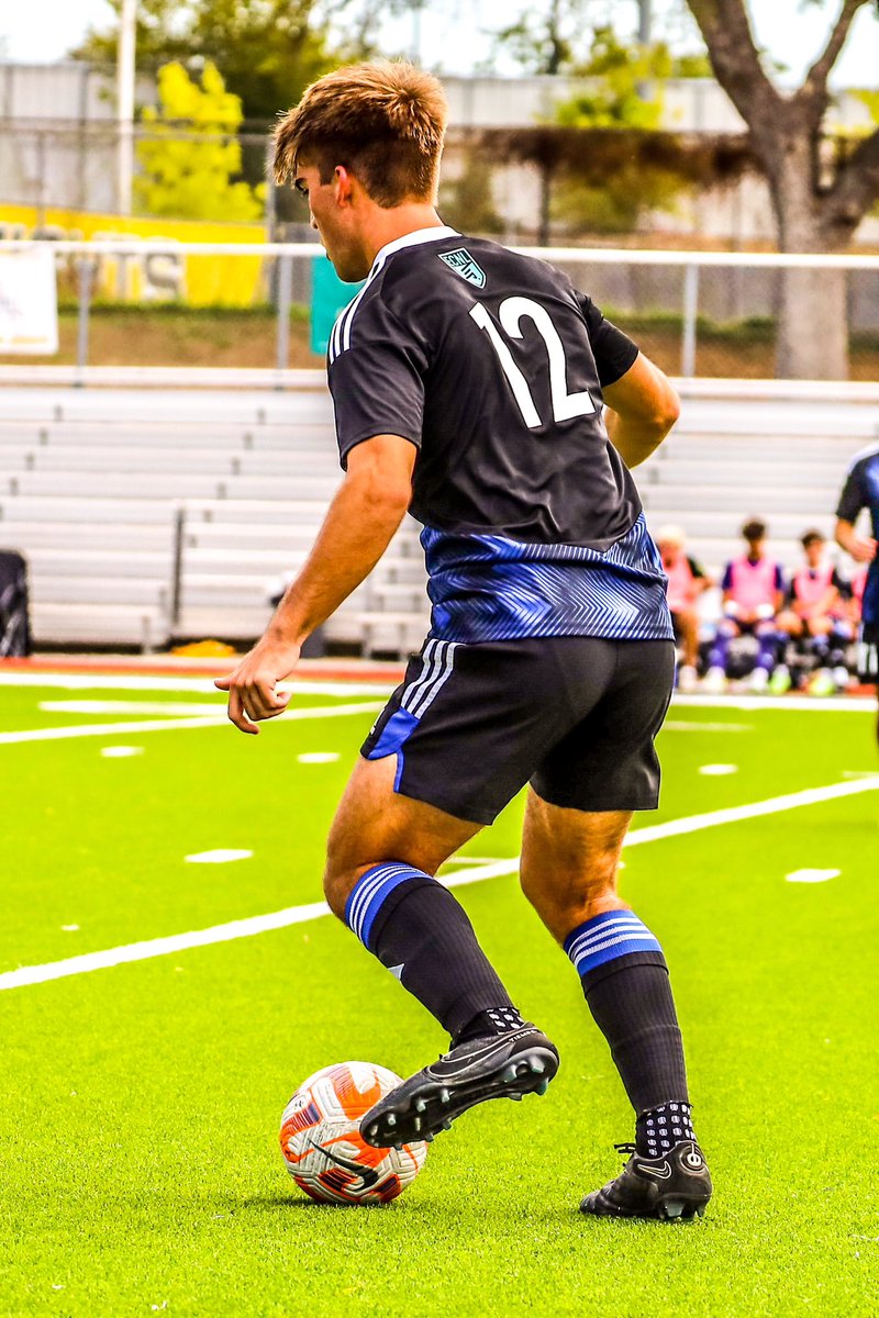 BryanBeck_2005's tweet photo. Homecoming Texas style. 

Solar ECNL 05/06 lost 3-4 this weekend. We battled it out till the very end in hot humid conditions (on turf). It is still Summer weather in Texas. Video of my pk goal - 
@Gosset41 @PrepSoccer @ImCollegeSoccer @ECNLboys https://t.co/AXBWcAOy5H