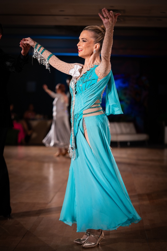 DanceWithMeUSA's tweet image. When you NAIL your routine 🤩💃🥳

#danceroutine #dancedance #ballroomdance