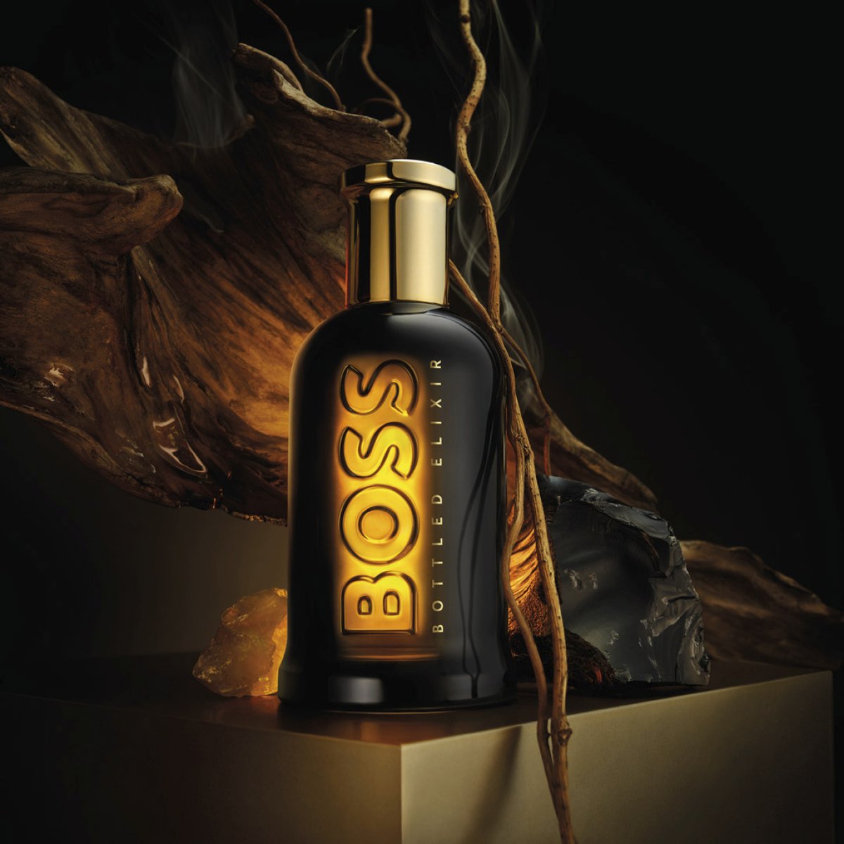 FOLLOW, LIKE & RETWEET TO WIN ⚡COMPETITION TIME ⚡ To celebrate the launch of the NEW BOSS BOTTLED ELIXIR we are giving you the chance to WIN a 50ml bottle 🤩 Competition ends (08/10/2023) at midnight, UK only, winner will be contacted by DM!