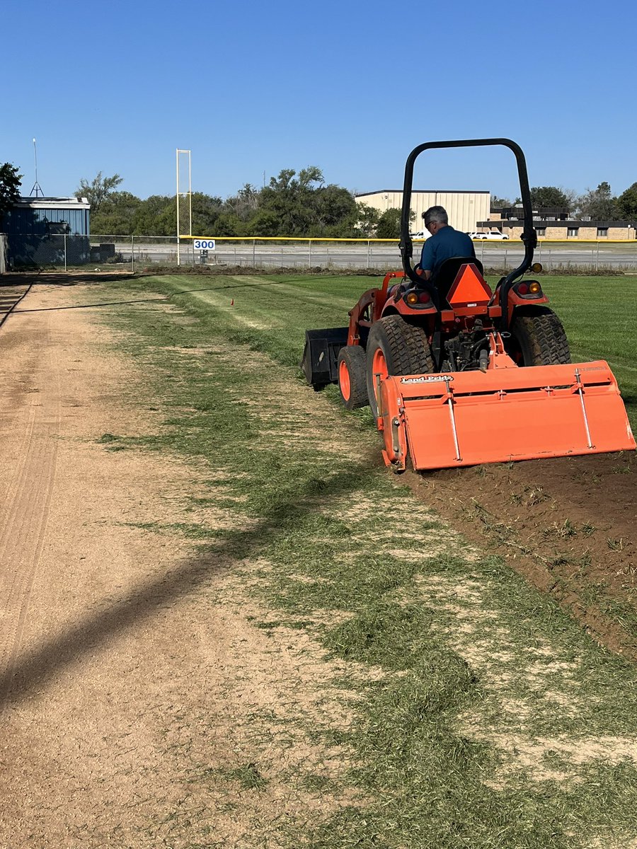 Grant Burr tweet media