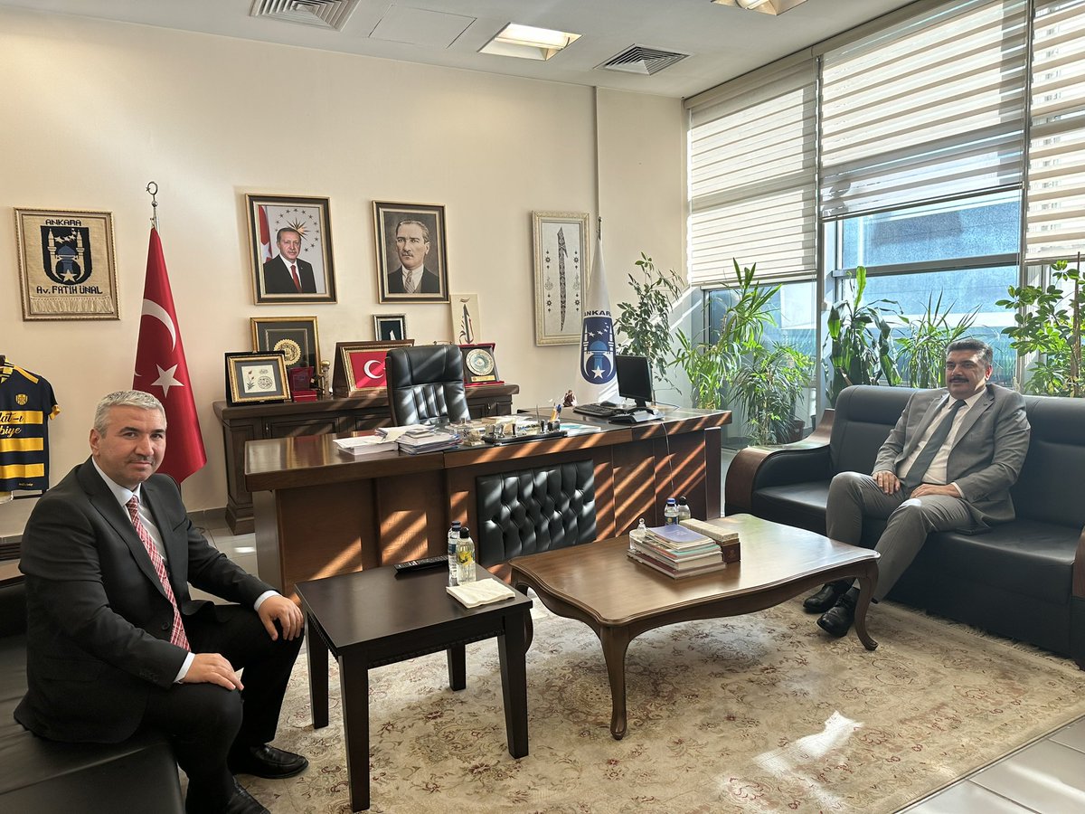 avfatihunal's tweet photo. HAVELSAN Genel Müdürümüz Dr. Mehmet Akif Nacar Beyefendiyi Belediyemizde misafir ettik.

Sonrasında Sayın Genel Müdürümüz ile Milli aracımız TOGG'u deneyimleme imkânımız oldu.

@manacar1 @havelsan https://t.co/2JCevg5Wpk
