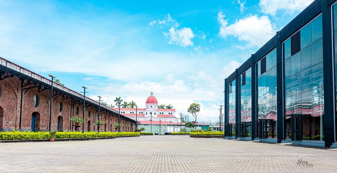 Barrio Aranjuez: a la izquierda, la antigua Aduana Central, a la derecha, Antigua Aduana de Carrillo, y al fondo la Iglesia de Santa Teresita.
Próximo recorrido histórico por Aranjuez el sábado 28 de octubre 2023.
Informes al WhatsApp 7095 9436

#SomosDistritoCarmen