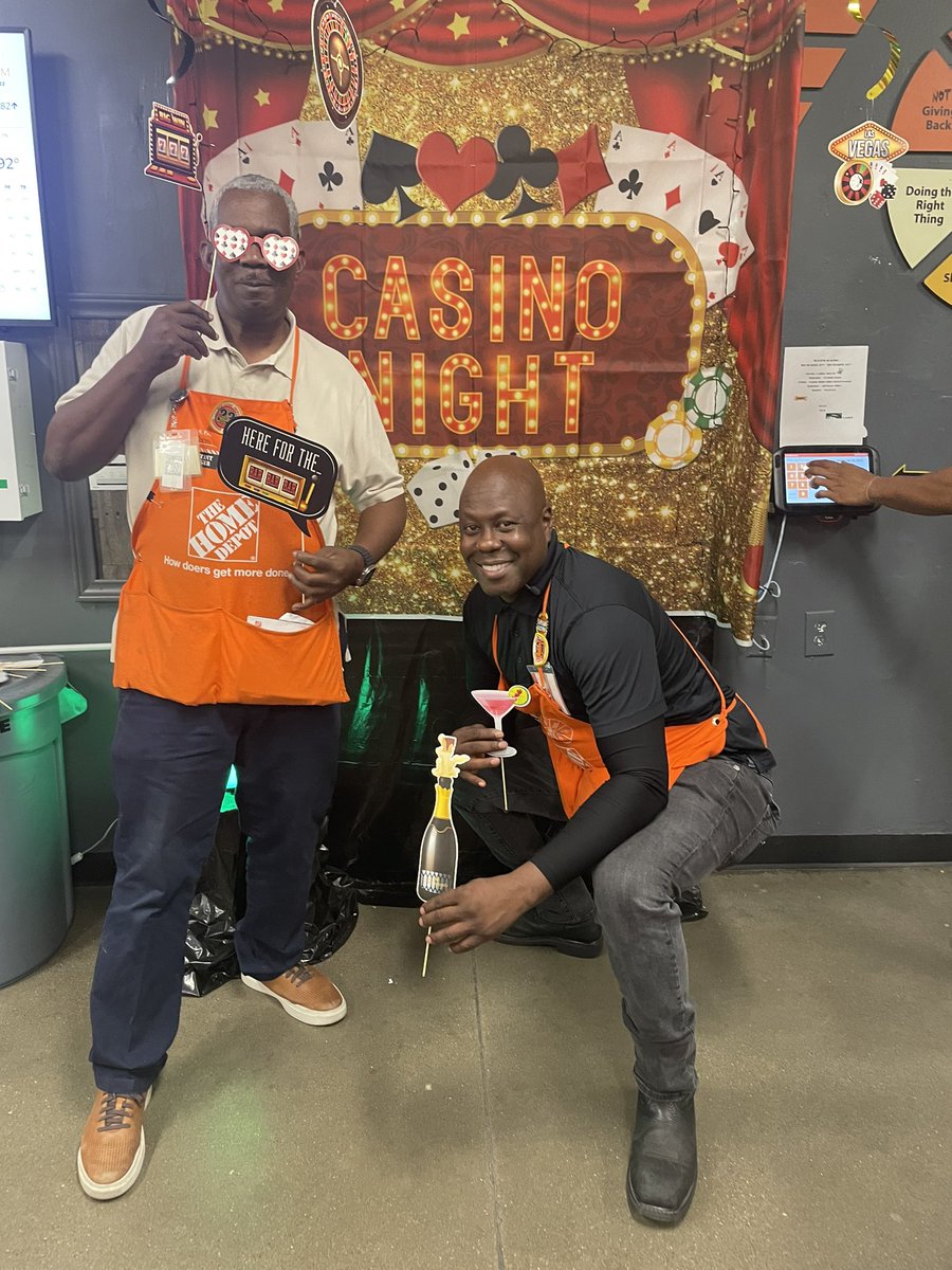 Home Depot 584 tweet media