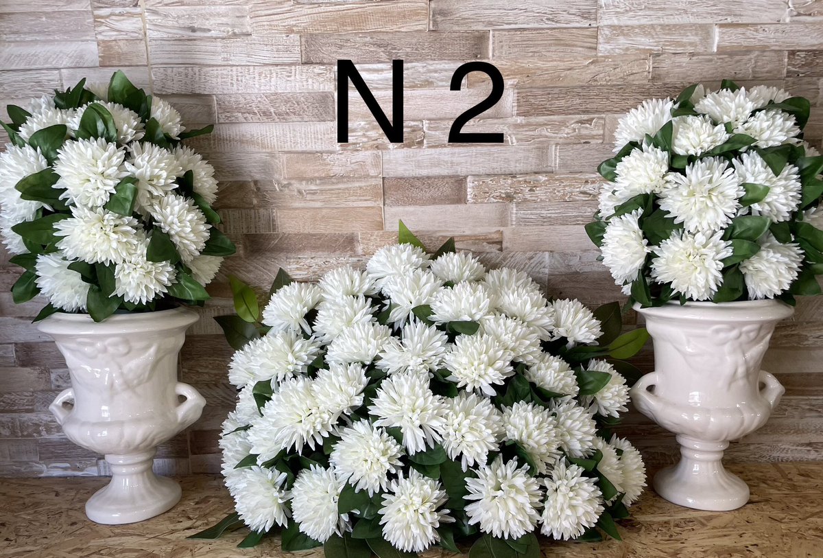 floresyespinas_'s tweet photo. Desde hoy ya tenemos a vuestra disposición las flores para Los Santos 2023. Este año hemos incorporado flores sueltas para que podáis elegir en nuestra floristería los colores que queráis. 

Horario:
L-V: 10:00 a 13:30 y 17:30 a 20:00
J: 17:30 a 20:00
S: 10:00 a 13:30 https://t.co/RttnWj6QLJ