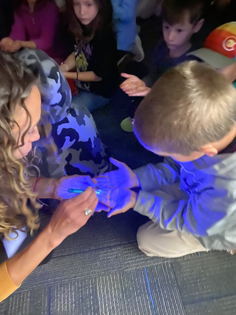 Robyn Sutherland tweet media