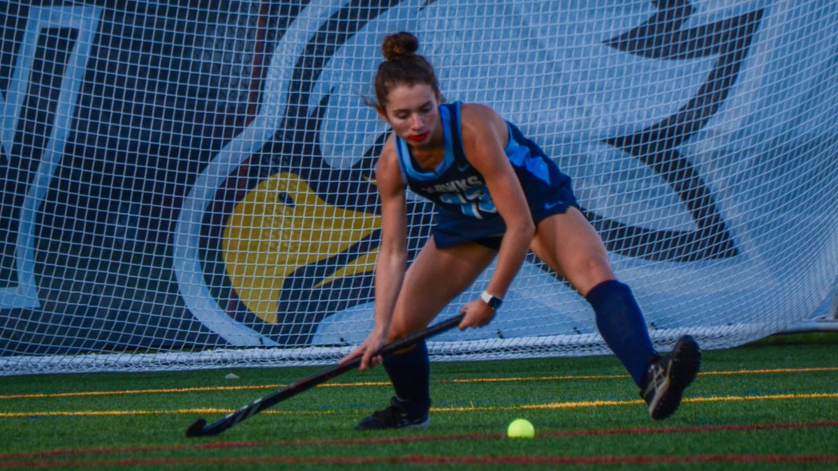 RWU_Athletics's tweet image. FH | King Named CCC Offensive Player of the Week

📰bit.ly/3ZsEyXX

NOTES
🏑Second Offensive Player of the Week Honor of the Season
🏑Leads CCC in Goals, Points, and Game-Winning Goals

#HawkPride #CCCSports #CCCFH #d3fh

📸- Jonathan Smith