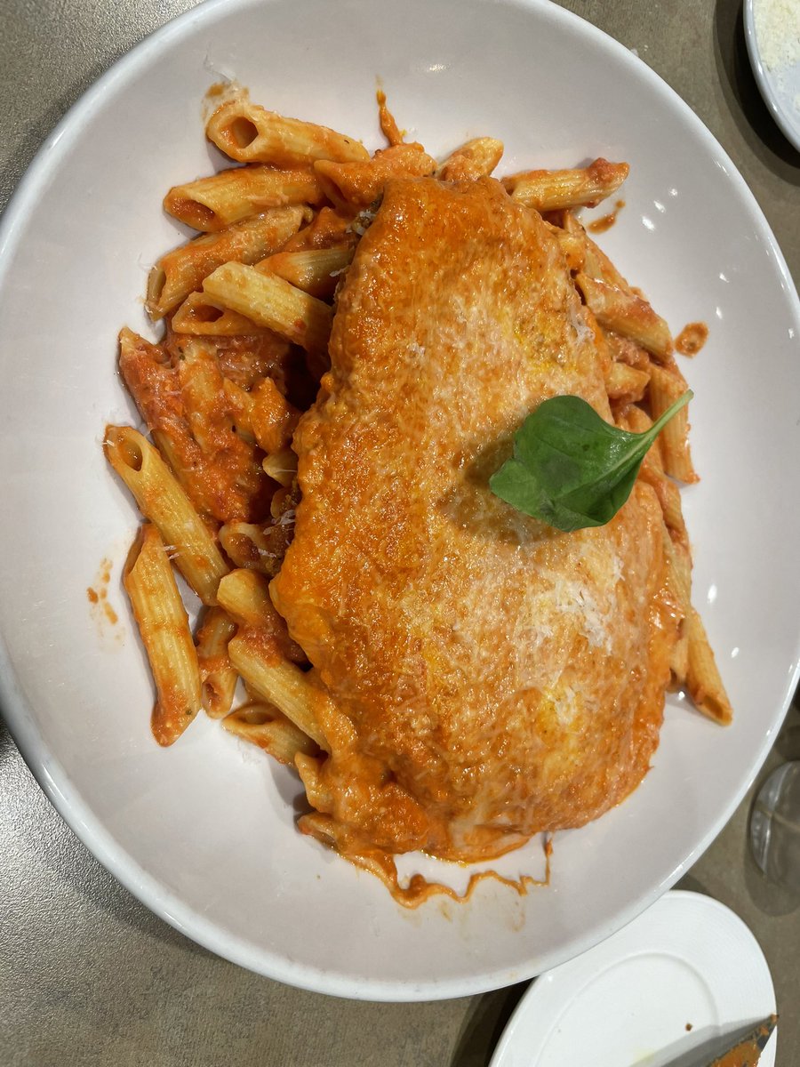 tmv4183's tweet photo. @Buccigross vodka parm in suburban Philly https://t.co/LN0y2g1Nxu