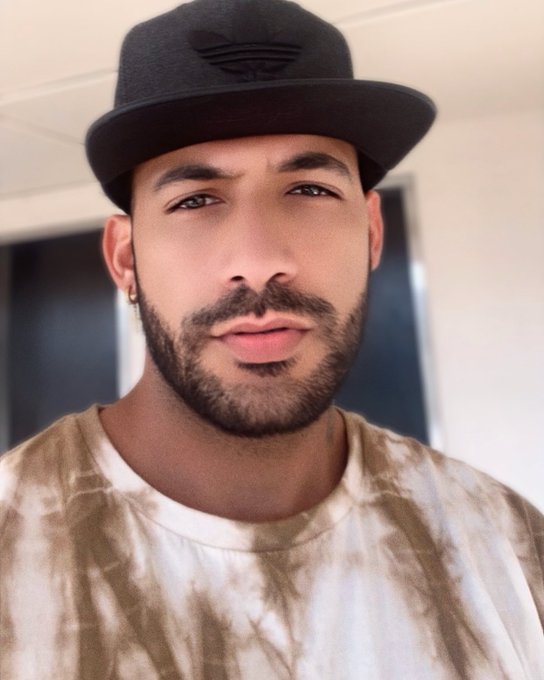 te voy a dedicar mi vida y mi coraz&oacute;n porque canciones hay muchas. 🌺🧿🧸 https://t.co/KvUTcZOafU<a href="/tag/tbt"class="tags"><span>#tbt</span></a>