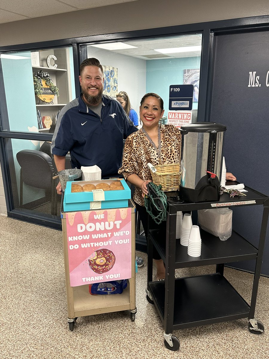 We donut 🍩 know what we’d do without our staff !  <a href="/GregTielke/">Greg Tielke</a> <a href="/Dr_BWatson/">Dr. Brent Watson</a> <a href="/CRFields/">Chamekia R Fields</a> <a href="/PabloVenturini1/">Pablo Venturini</a> #OneDirection #OnePurpose #BelieveTheBest