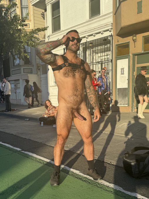 Drew Valentino ❤️🐽 - My Folsom Folsom Street Fair outfit https://t.co/mjtyHT1bma