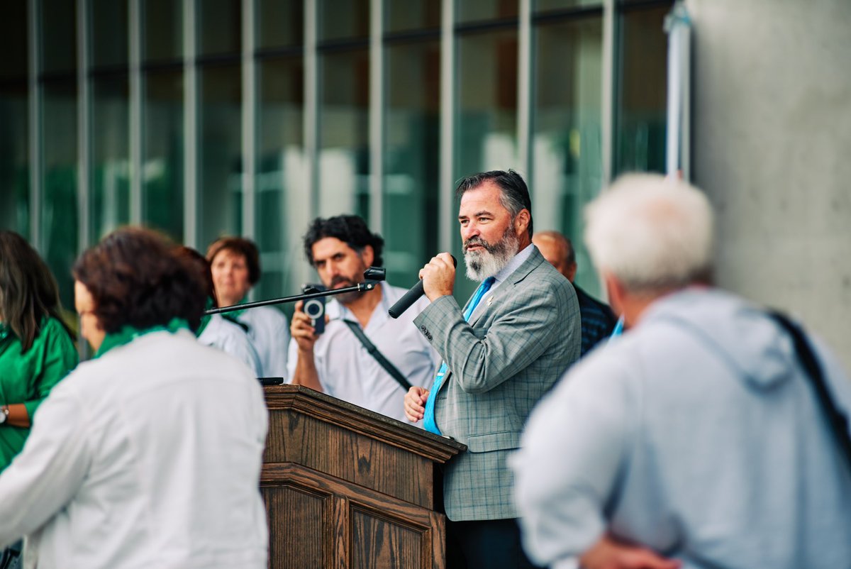 Joyeux Jour des Franco-Ontariens et Franco-Ontariennes! 💚🤍