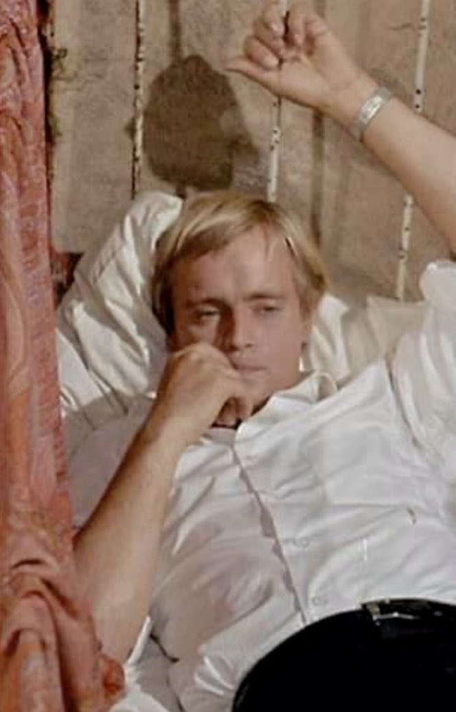 The first man I fell in love with – long before I understood the feeling – was Ilya Kuryakin from The Man From U*N*C*L*E aka David McCallum. He was handsome, cool and, basically, Dish of Dish Hall. And now he’s gone. RIP.