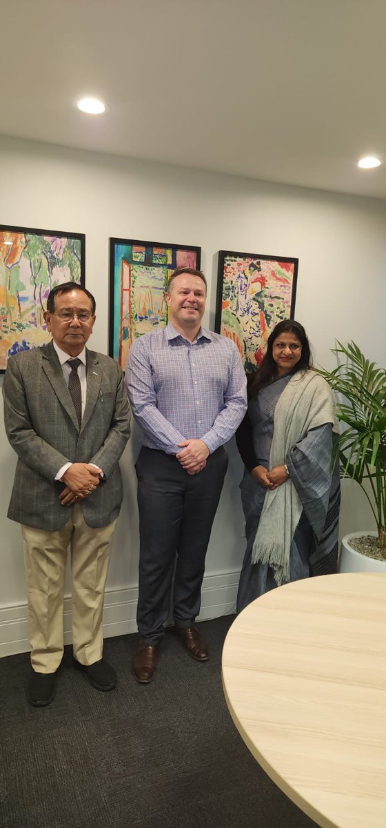 #Amritkall 
MoS <a href="/RanjanRajkuma11/">Dr. Rajkumar Ranjan Singh</a> met with Mayor of #Queenstown Glyn Lewers this morning. Both sides discussed the vast potential in promoting tourism, including film making, sports &amp; culture between India and South Island.
<a href="/MEAIndia/">Randhir Jaiswal</a> 
<a href="/QLDCinfo/">QLDC</a>
<a href="/MinOfCultureGoI/">Ministry of Culture</a> 
<a href="/EduMinOfIndia/">Ministry of Education</a>