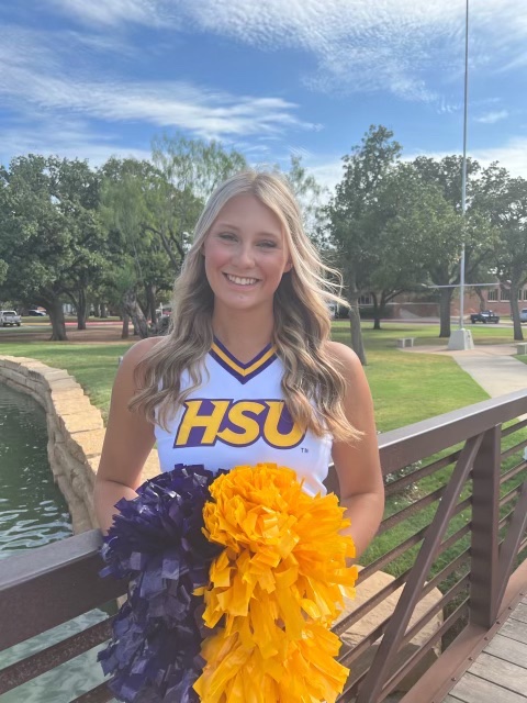 BeckyEanes's tweet photo. Happy National Daughter’s Day! This girl works many jobs, has an internship, is co-captain of the HSU cheer team and is a member of the HSU Honors college! We love you! @peytonannn @MicahEanes @CCHSCoachEanes @HSUTX @HSUAthletics #NationalDaughtersDay https://t.co/oksoQQlyy5