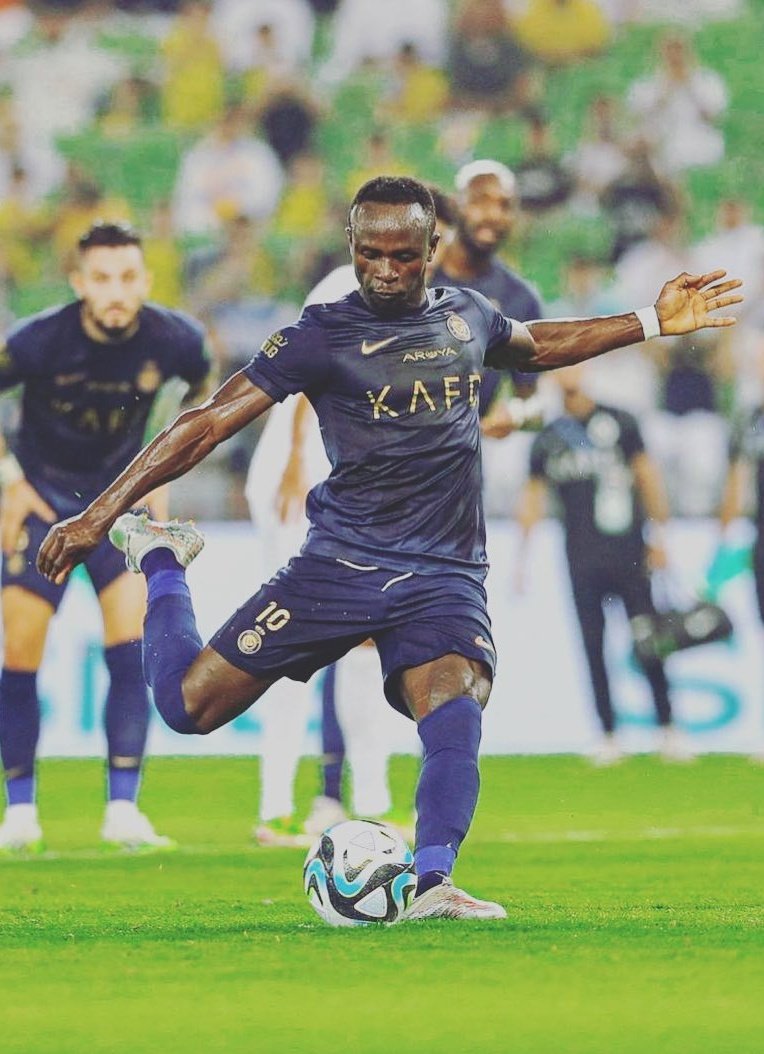 SMane_Officiel tweet picture